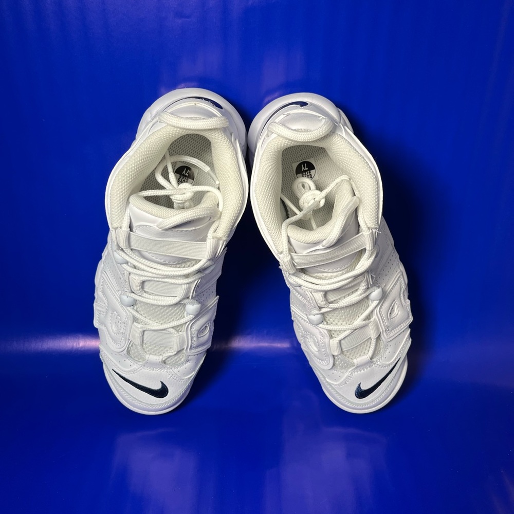 Nike Air More Uptempo Triple White GS Size 6.5Y Women 8 Same Day Shipping - Picture 8 of 8
